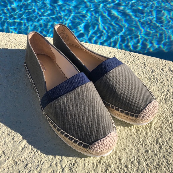 Lands' End Shoes - Women’s Size 6 Lands’ End Espadrilles